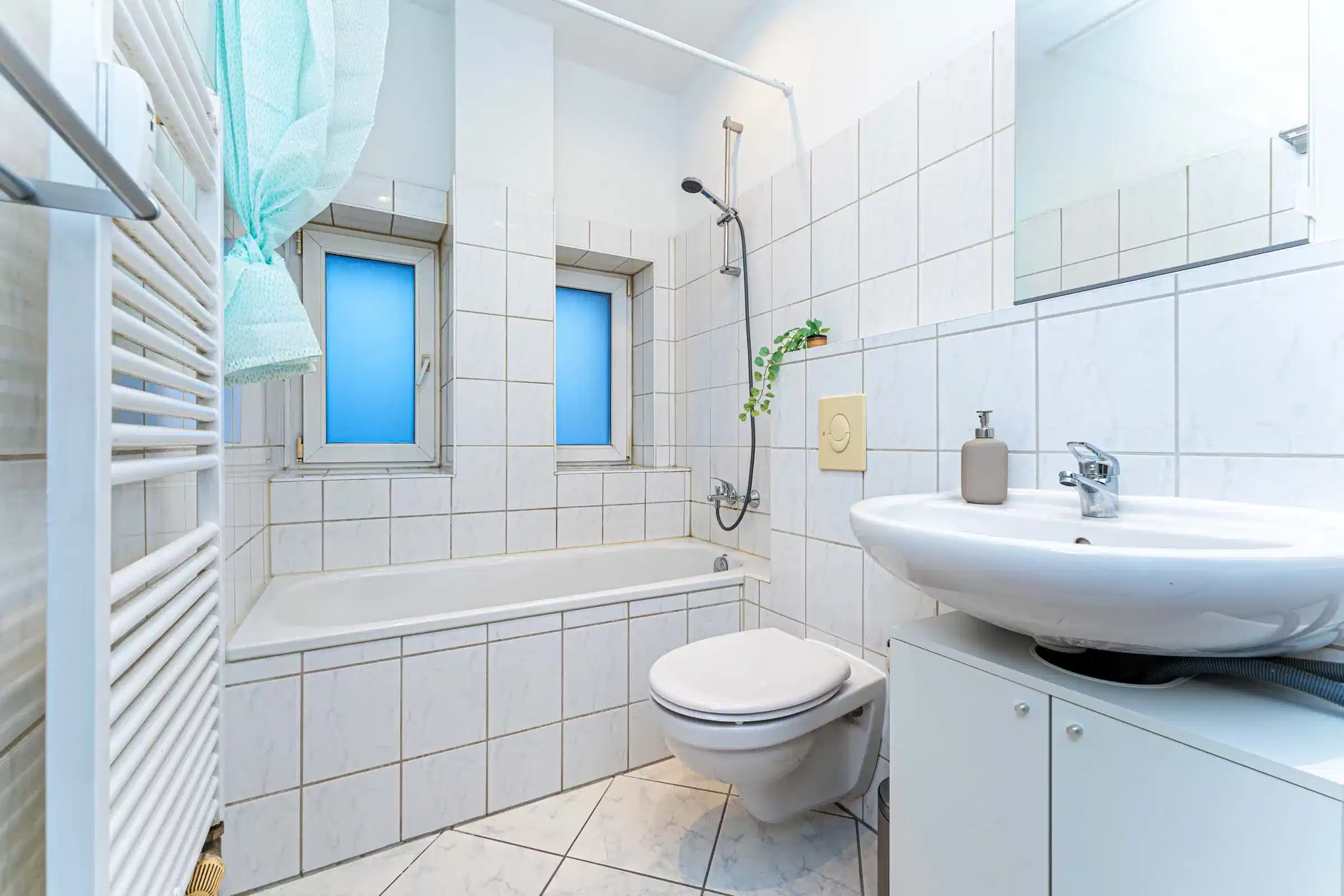 Amenities?w=400&h=260&fit=crop&q=40&auto=format&trim=auto