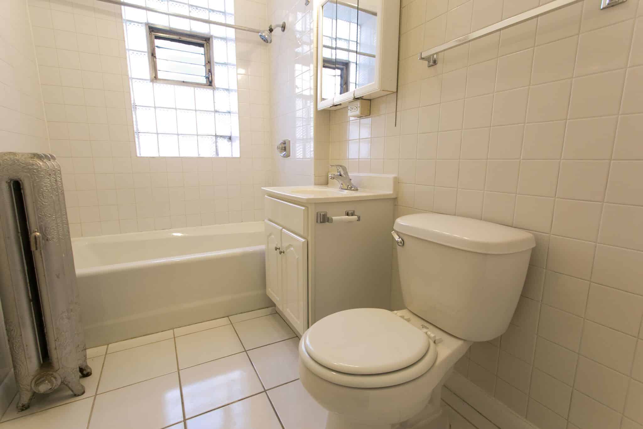 Kitchen?w=400&h=260&fit=crop&q=40&auto=format&trim=auto