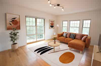 5528 S. Cornell Avenue, Chicago - Chicago, Illinois, United States - Common Area