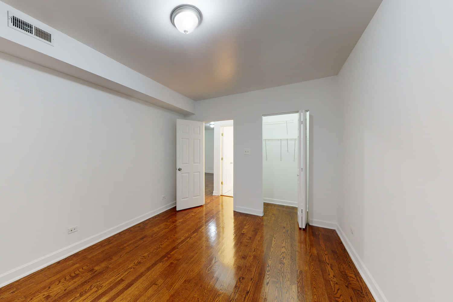 5222-38 S. Drexel Avenue, Chicago - Chicago, Illinois, United States - Room
