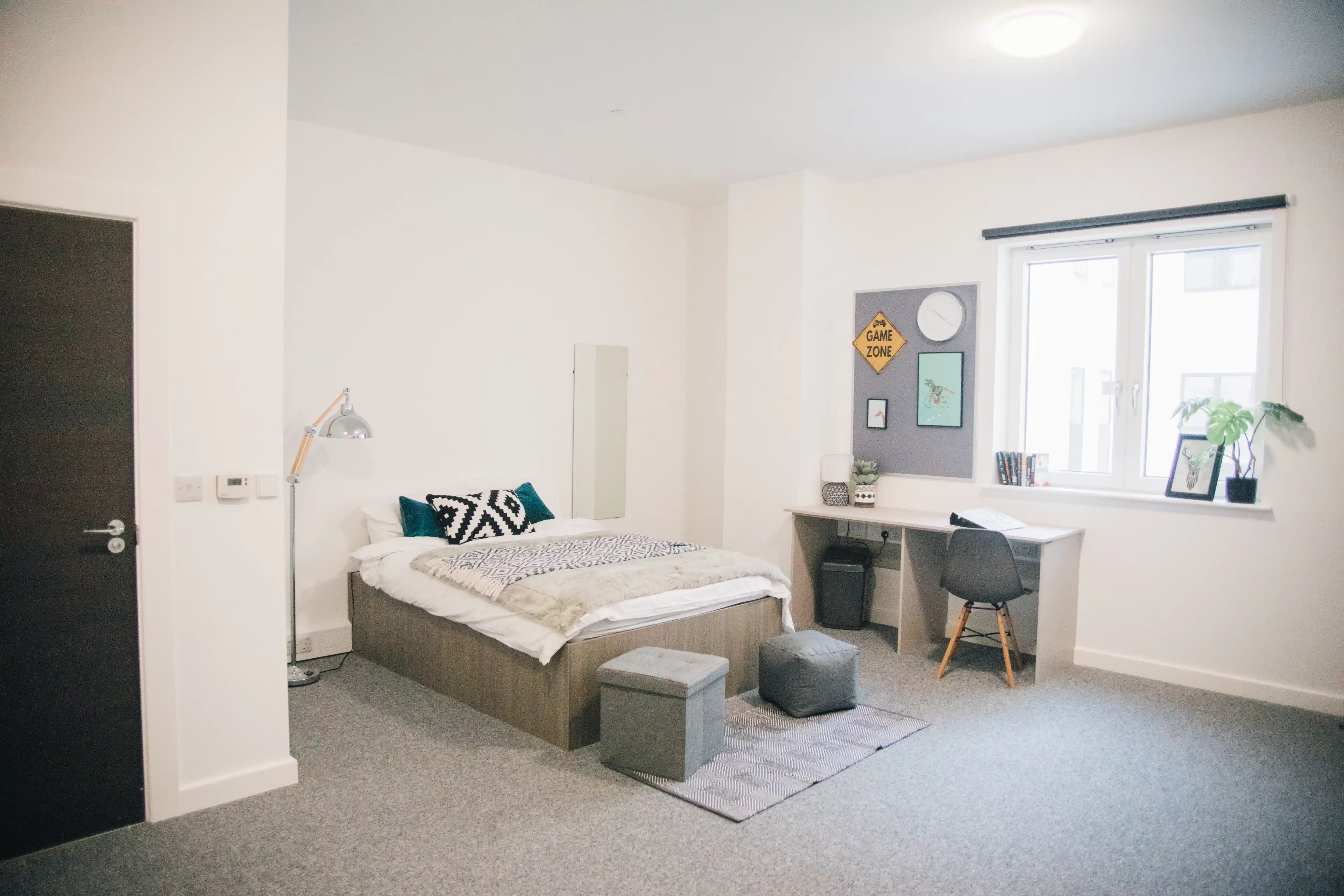 7 Bed Apartment