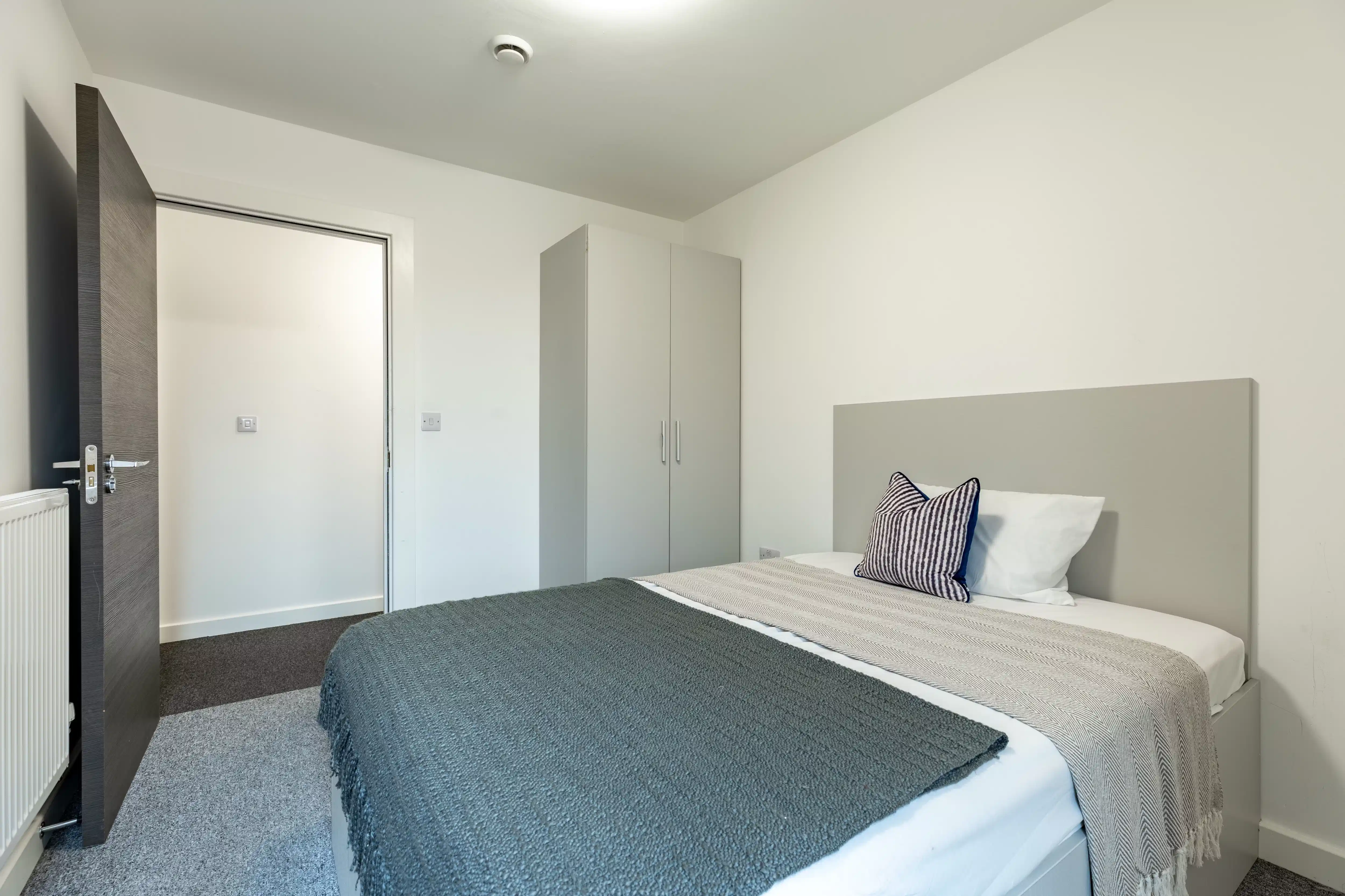 2 Bed Apartment En Suite