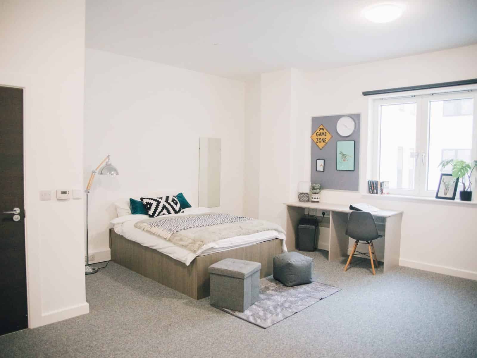 2 Bed Diamond Apartment