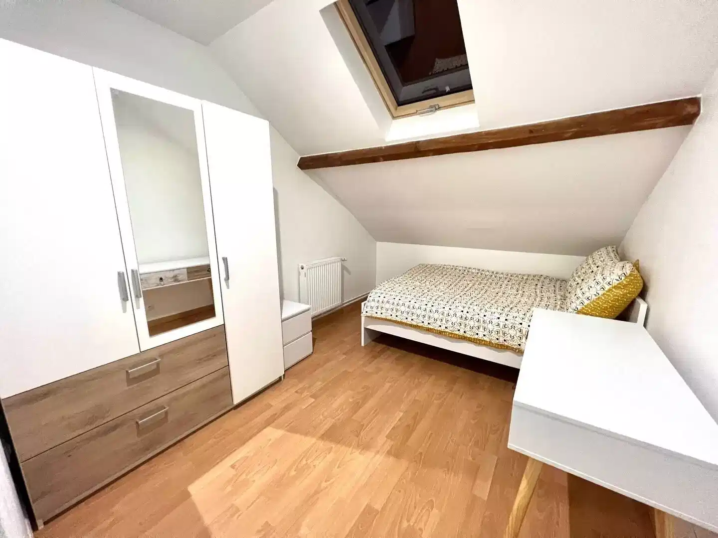 Room in a 14 Bedroom Apartment, Valenciennes Street, Gagny, France (93220) - Paris, France - Room 10 - Bedroom