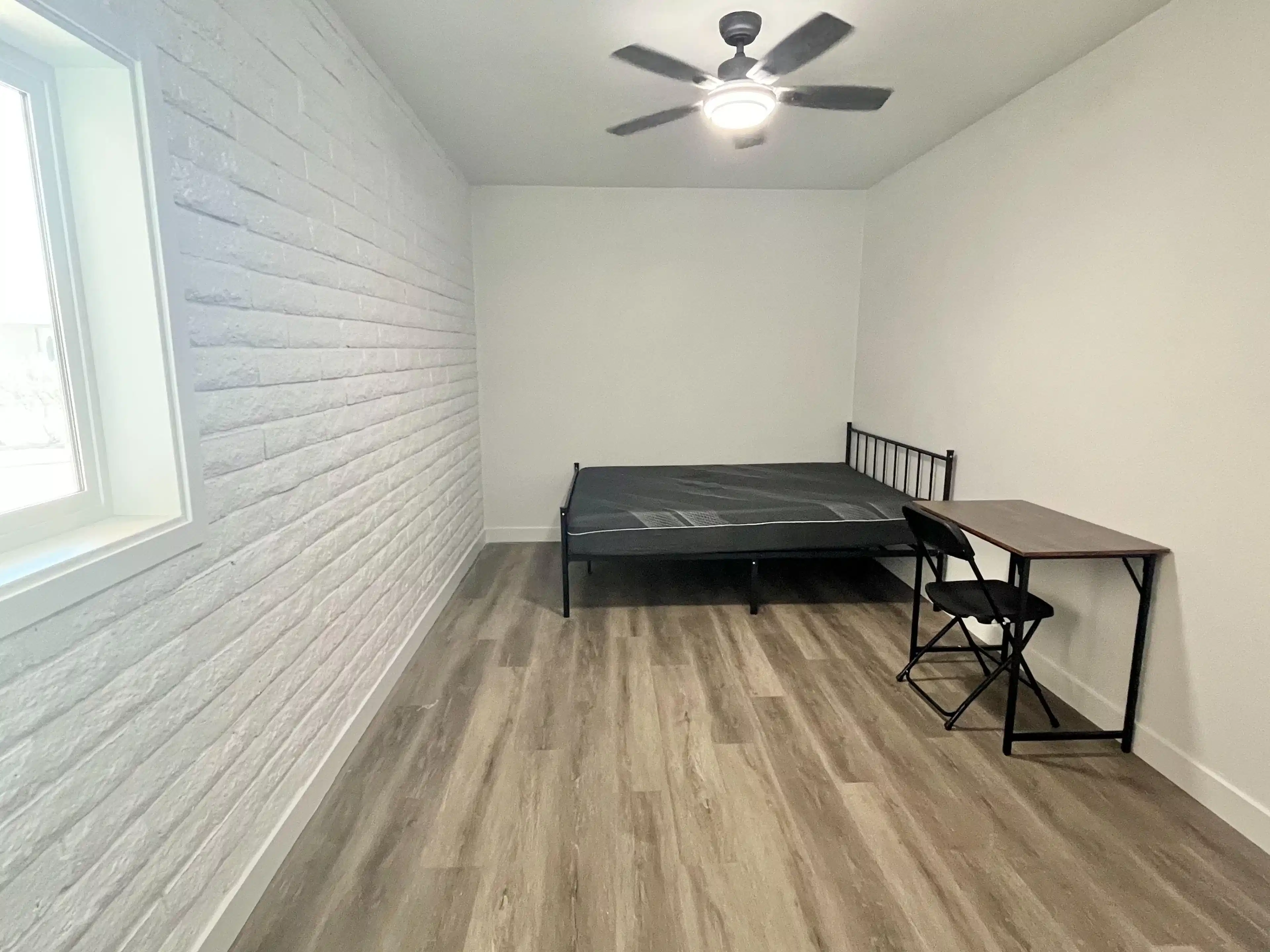PDP 85301, Glendale - Glendale, Arizona, United States - #51597: Room in 11 Bed 3 Bath - Bedroom