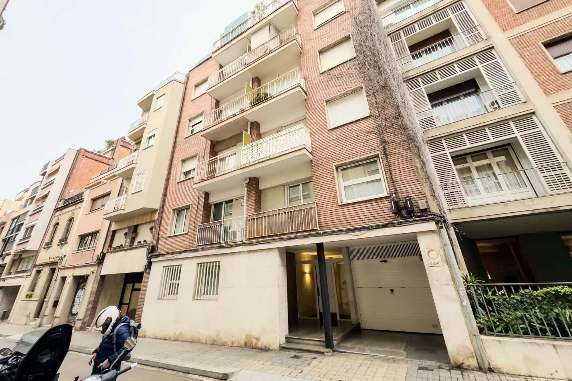 SPC 8023, Barcelona - Barcelona, Spain - Exterior