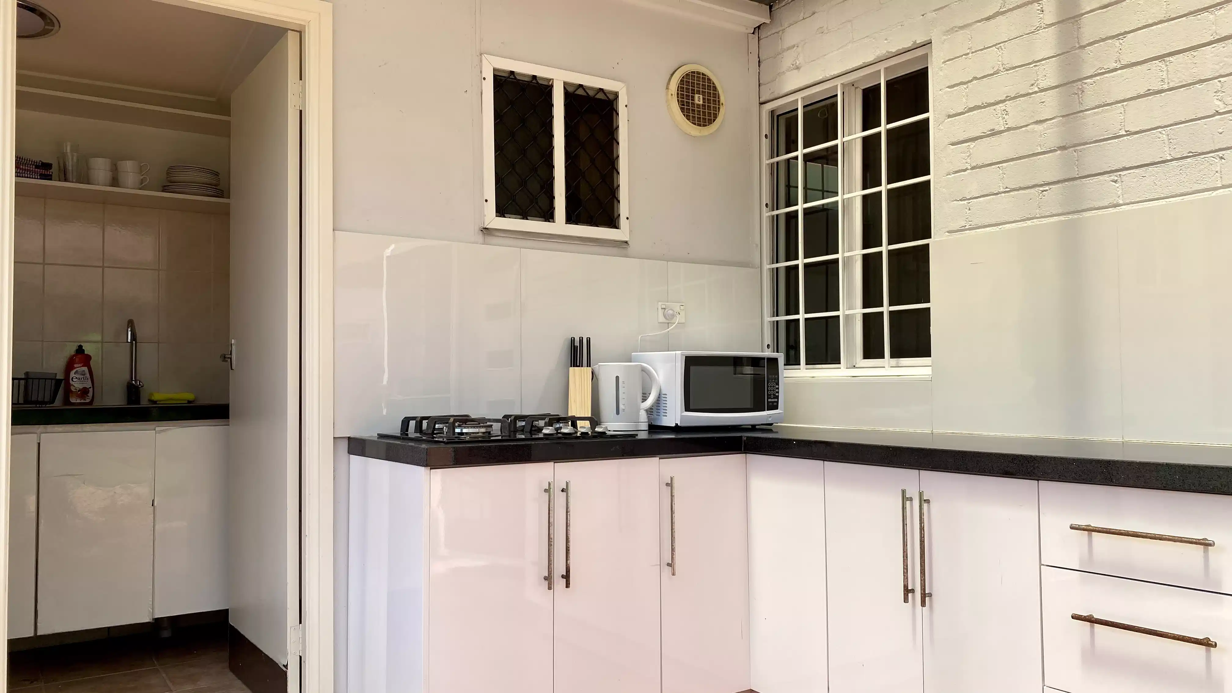 Room in a 5 Bedroom Apartment, Girraween St, Kingsgrove, Australia NSW 2208 - Sydney, New South Wales, Australia - Kitchen