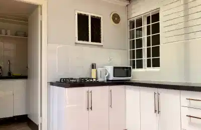 Room in a 5 Bedroom Apartment, Girraween St, Kingsgrove, Australia NSW 2208 - Sydney, New South Wales, Australia - Kitchen