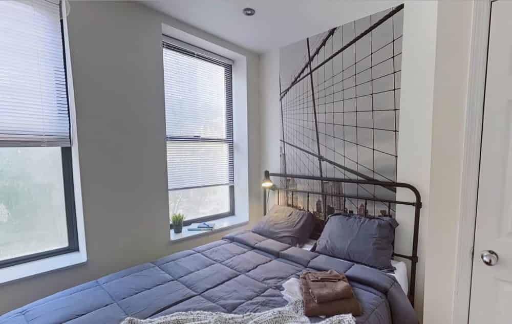 Amenities?w=400&h=260&fit=crop&q=40&auto=format&trim=auto