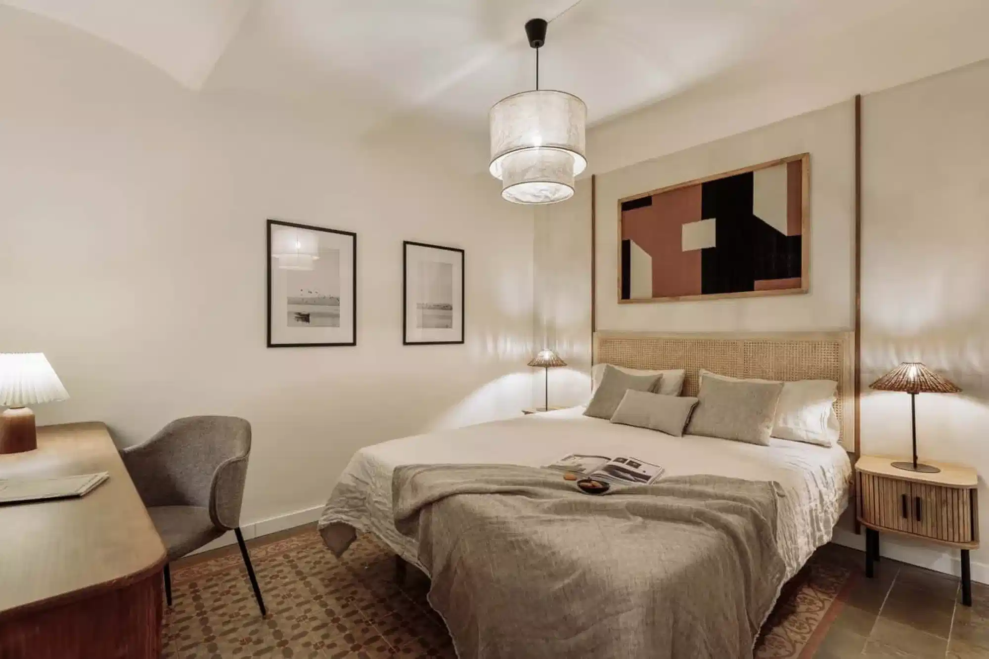 Exterior?w=400&h=260&fit=crop&q=40&auto=format&trim=auto