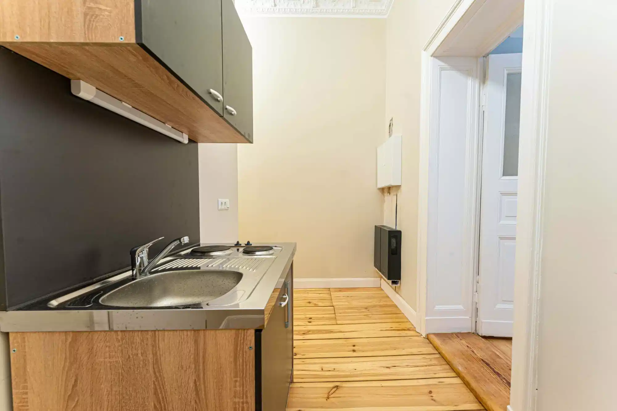 SPC 10625, Berlin - Berlin, Germany - Room in 6 Bedroom 1 Bathroom (Leibnizstraße) - Kitchen