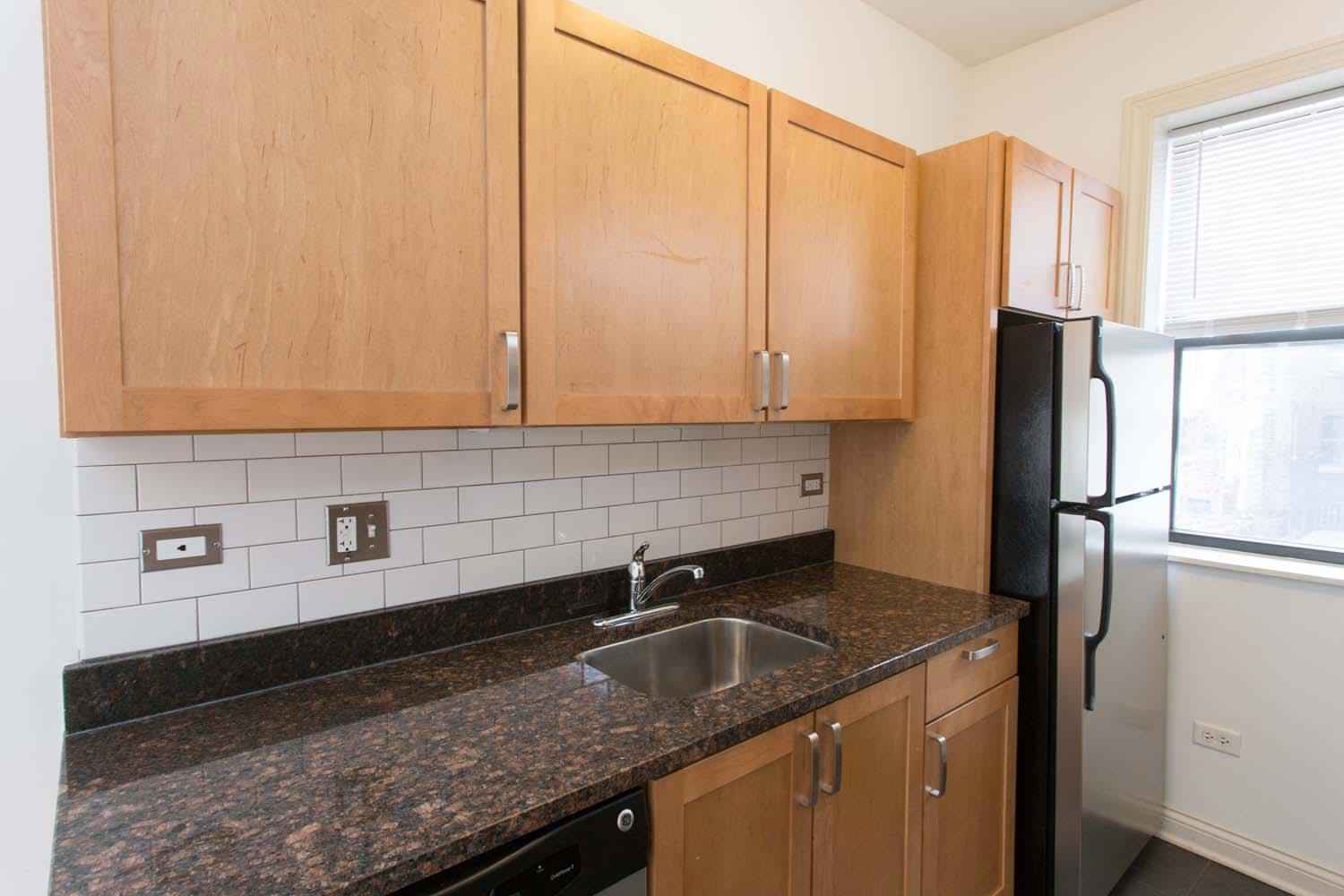 5401-5405 S. Drexel Boulevard, Chicago - Chicago, Illinois, United States - Kitchen