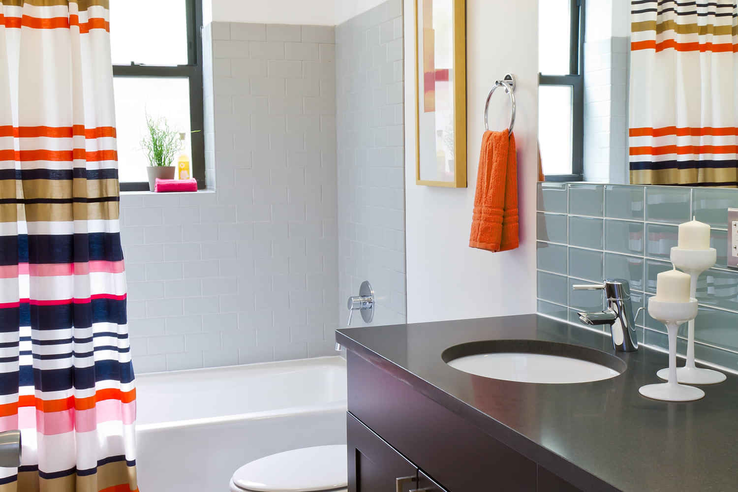 Kitchen?w=400&h=260&fit=crop&q=40&auto=format&trim=auto