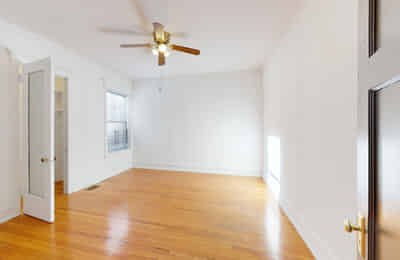 5218-5220 S. Kimbark Avenue, Chicago - Chicago, Illinois, United States - Room