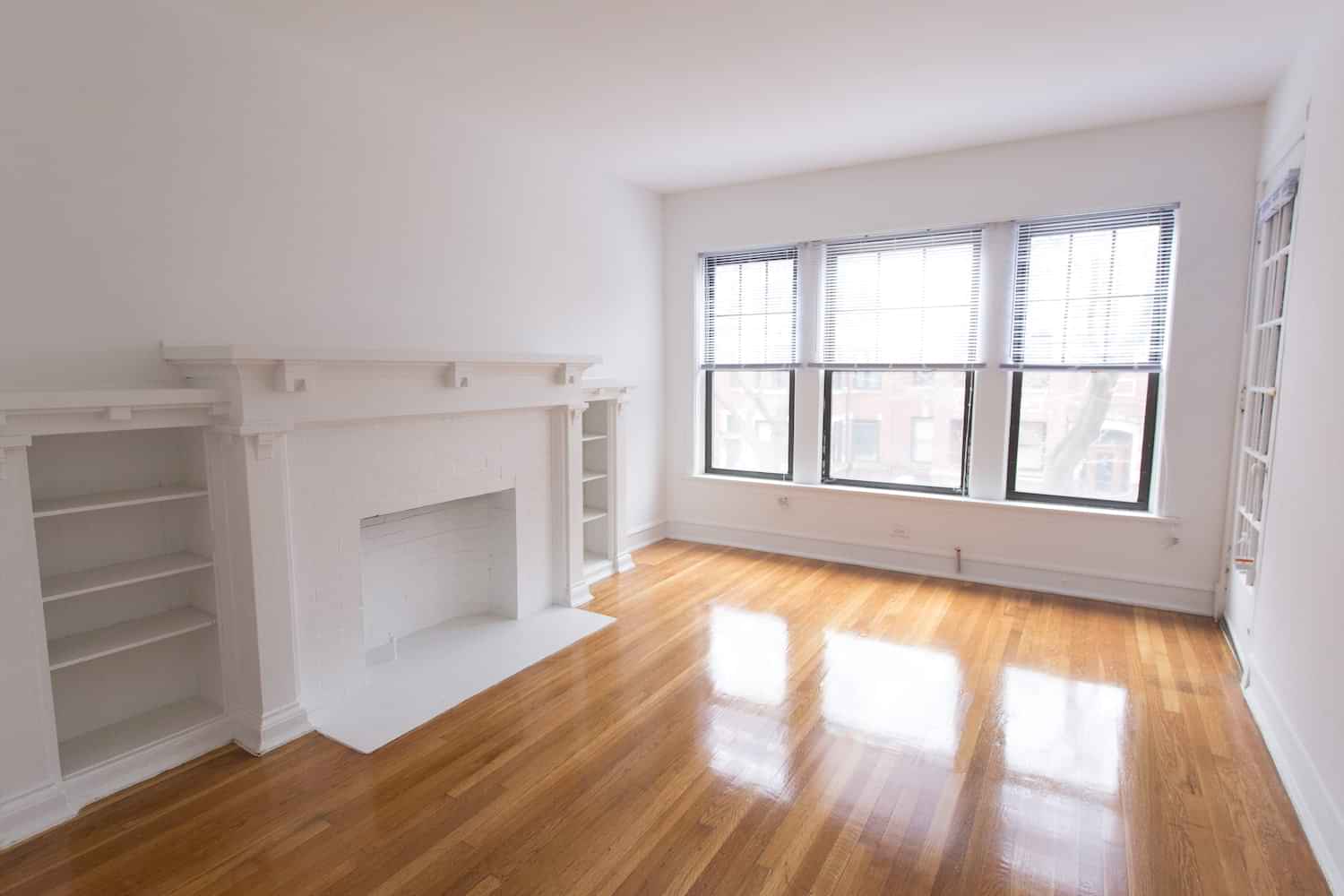 5335-5345 S. Kimbark Avenue, Chicago - Chicago, Illinois, United States - Room