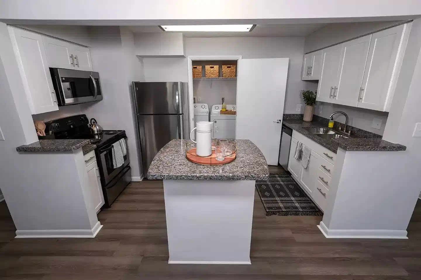 848 Mitchell, Arlington 5