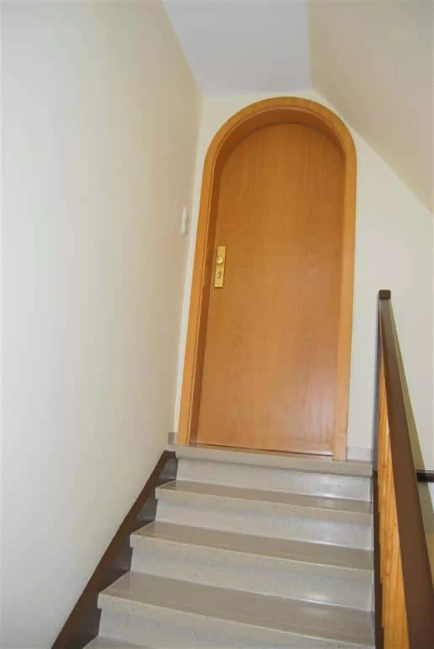 Room in 4 Bedroom 1 Bathroom (König-Karl-Straße) - Common Area?w=400&h=260&fit=crop&q=40&auto=format&trim=auto