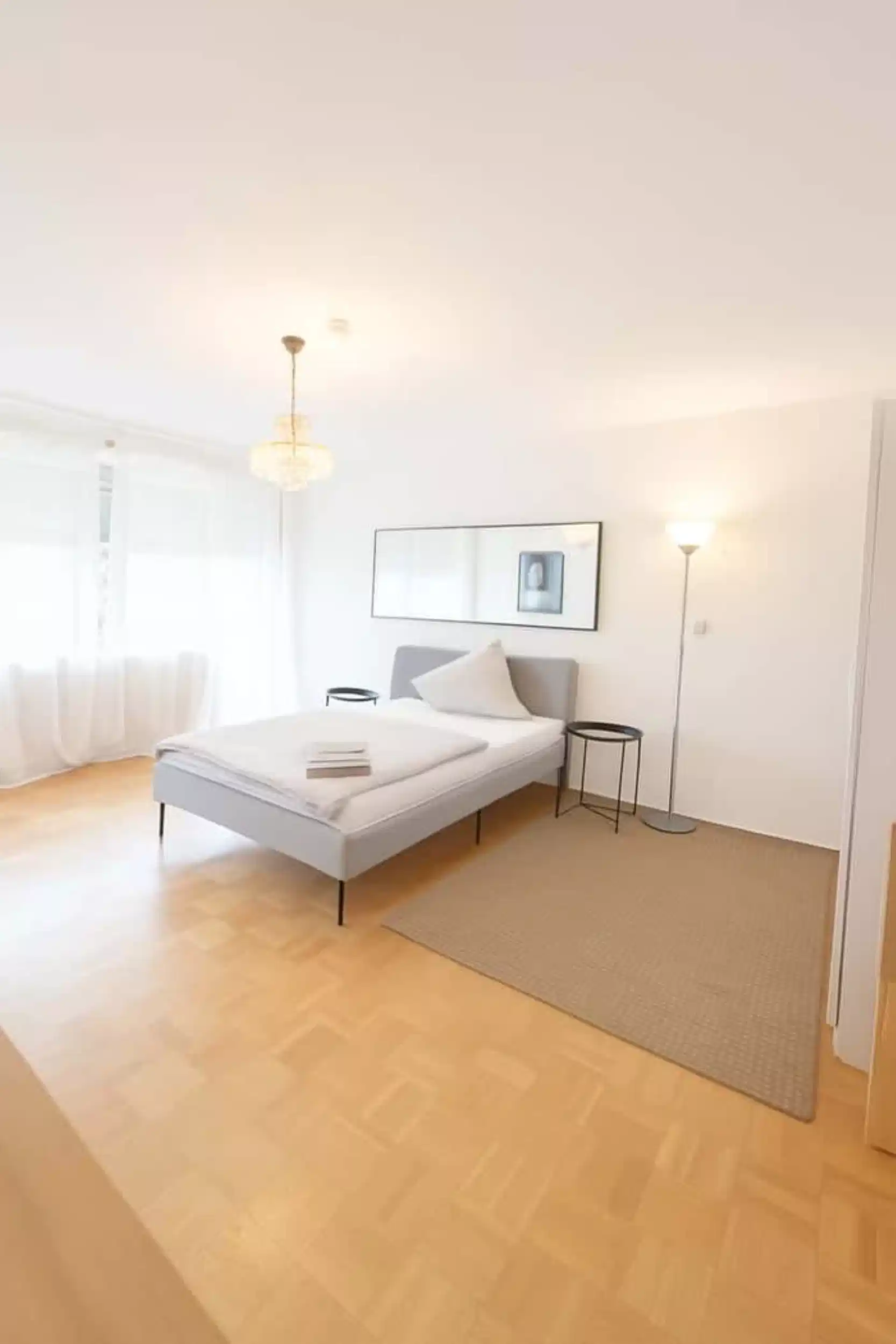 ?w=400&h=260&fit=crop&q=40&auto=format&trim=auto