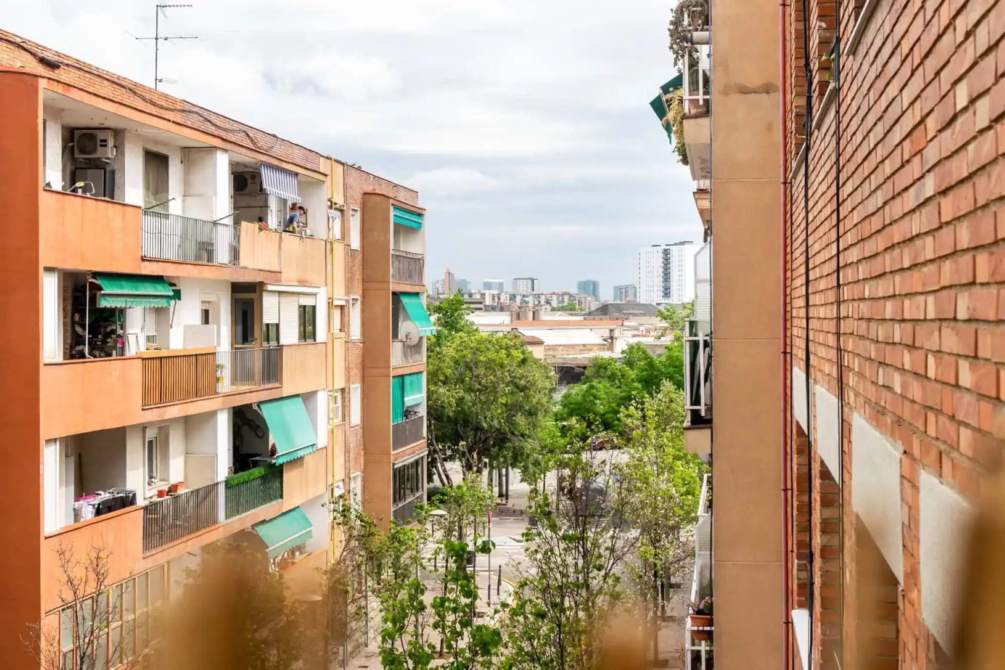 SPC 8030, Barcelona 5
