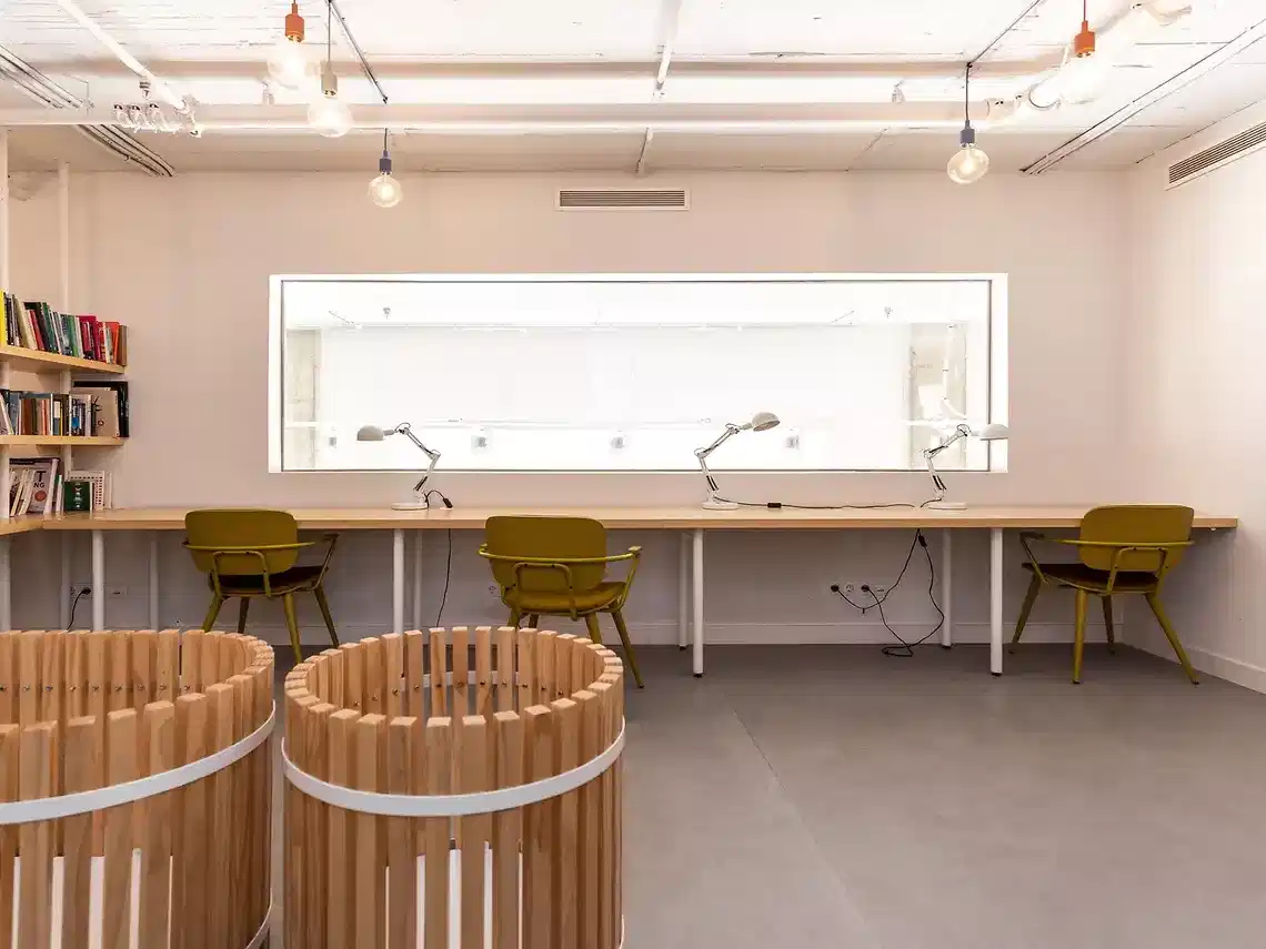 Yugo Garbi, Barcelona - Barcelona, Spain - Amenities