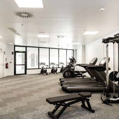 Yugo Luna, Salamanca - Salamanca, Spain - Amenities