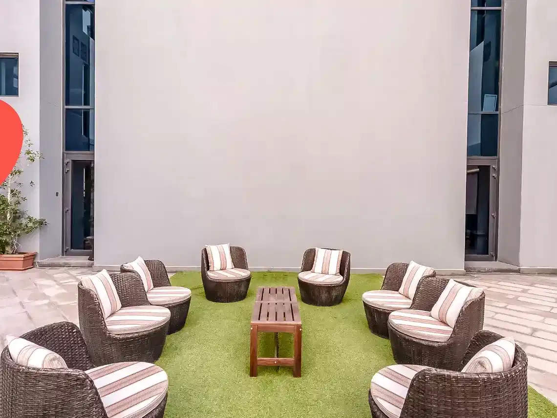Yugo Dubailand, Dubai 5