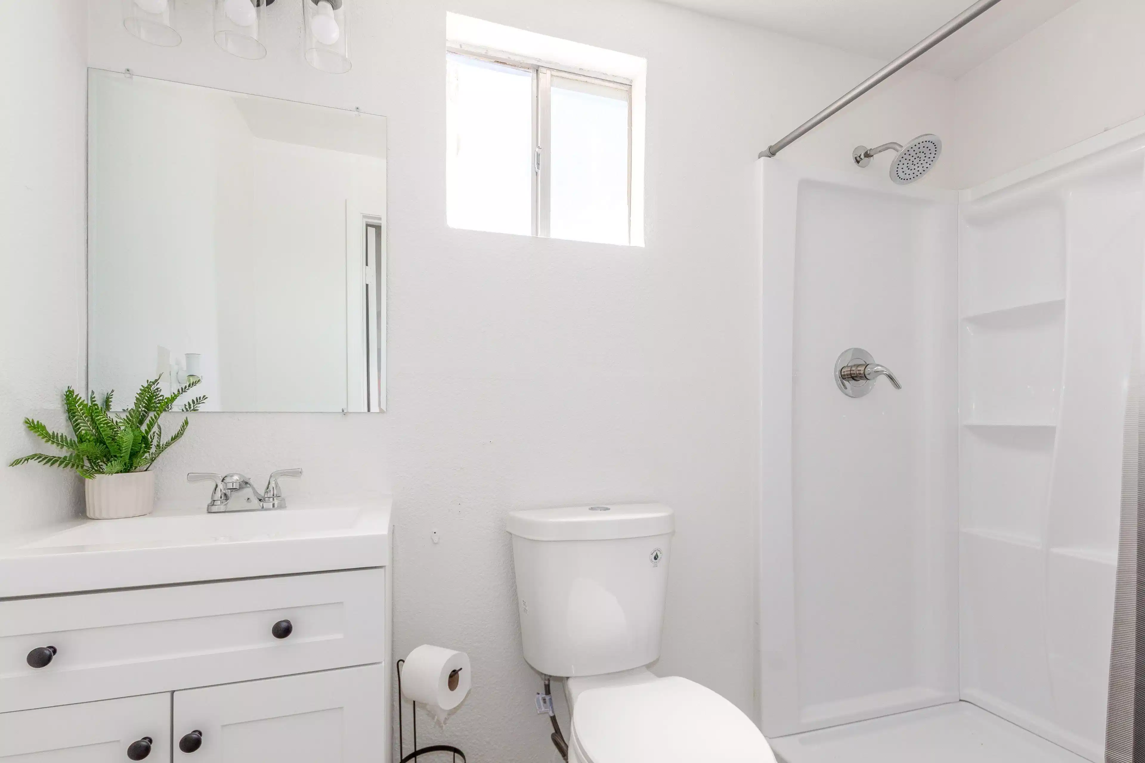 #23117 : Room in 6 Bed 3 Bath - Amenities?w=400&h=260&fit=crop&q=40&auto=format&trim=auto