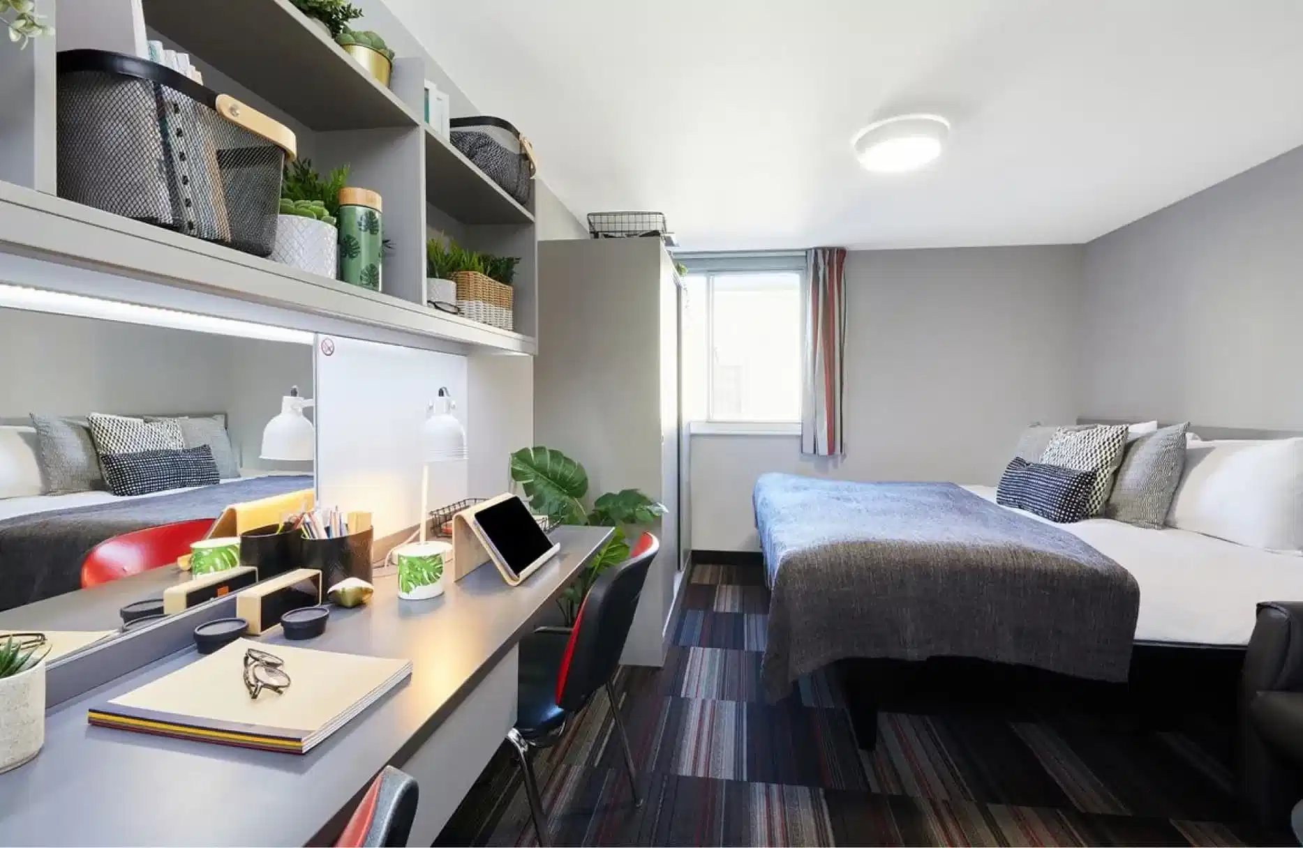 Amenities?w=400&h=260&fit=crop&q=40&auto=format&trim=auto