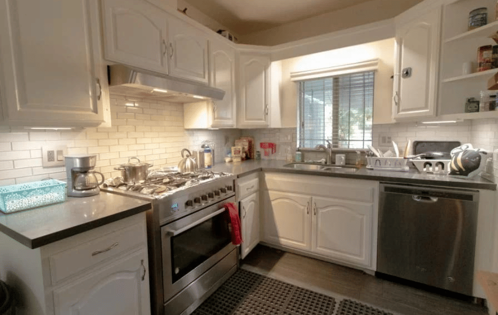 Hollywood Afton, Los Angeles - Los Angeles, California, United States - Kitchen