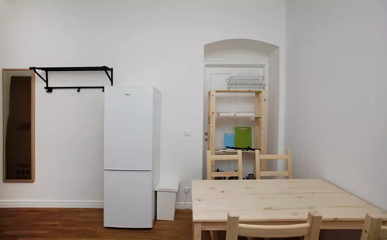 Kitchen?w=400&h=260&fit=crop&q=40&auto=format&trim=auto