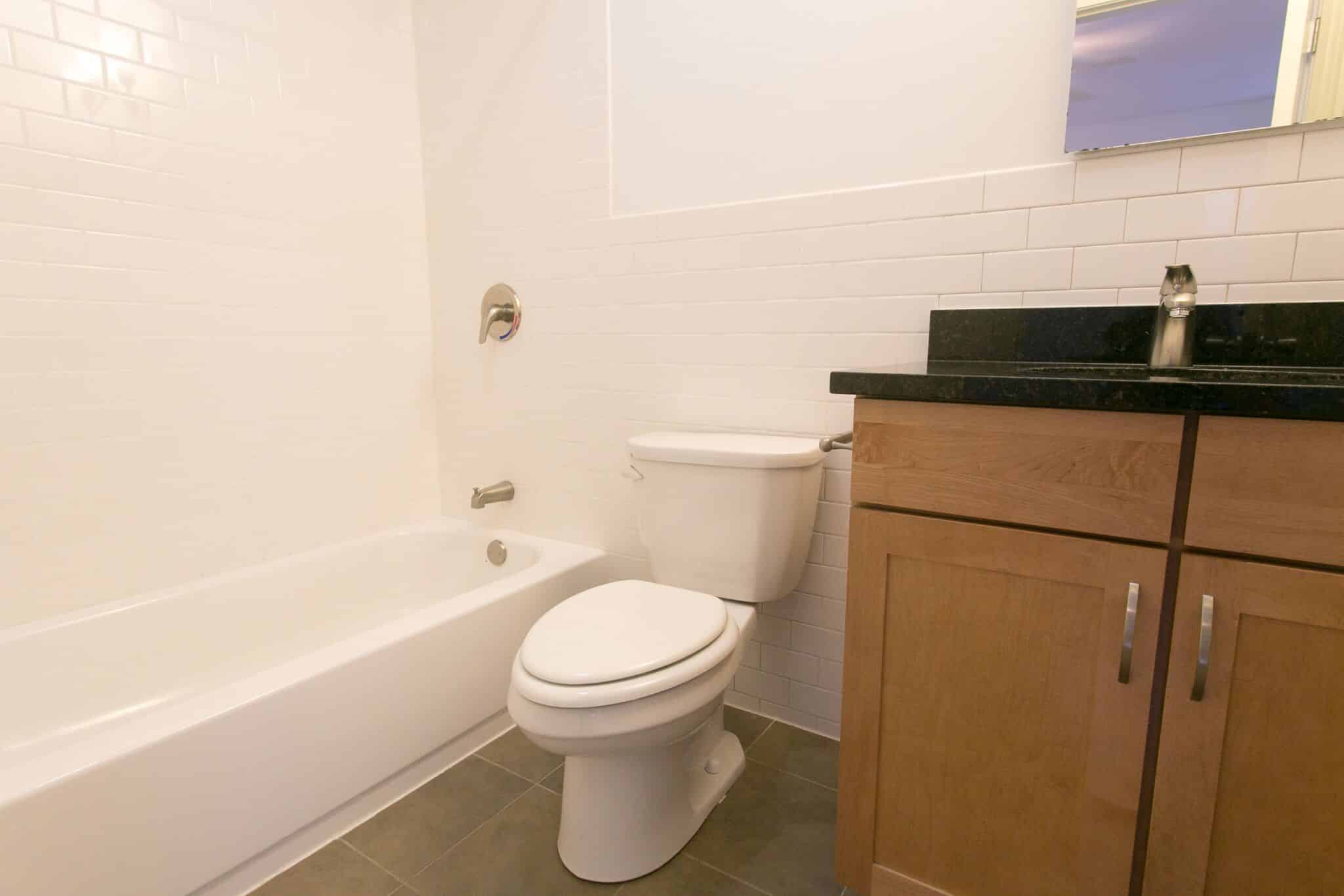 Kitchen?w=400&h=260&fit=crop&q=40&auto=format&trim=auto