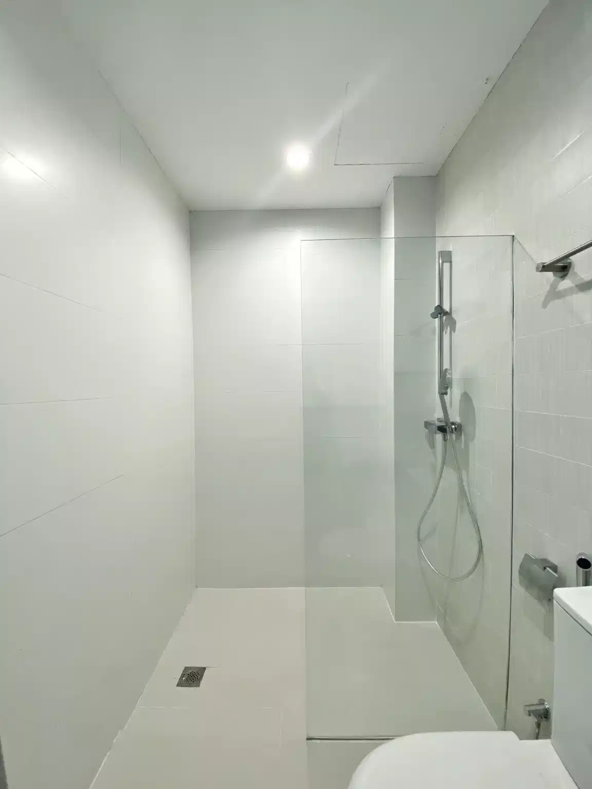 Common Area?w=400&h=260&fit=crop&q=40&auto=format&trim=auto