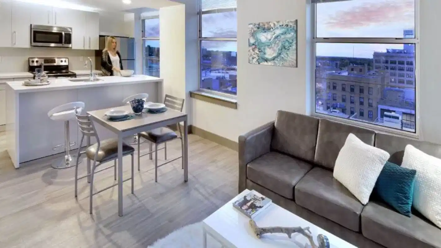 Sky Eleven, Springfield - Springfield, Missouri, United States - Common Area