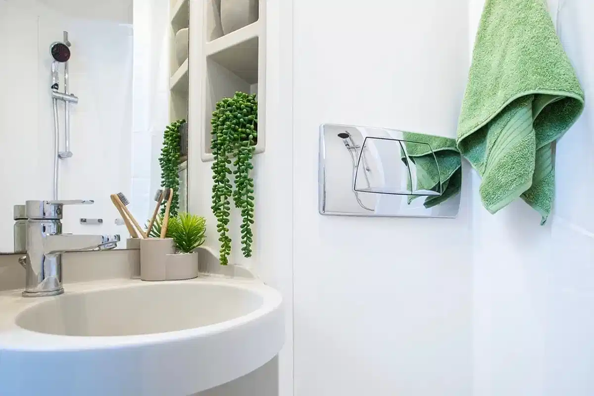 Common Area?w=400&h=260&fit=crop&q=40&auto=format&trim=auto