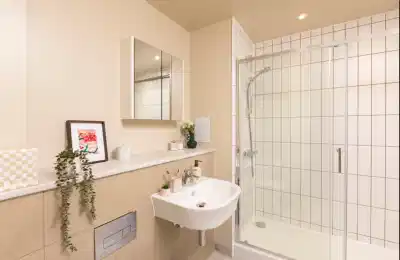 Amenities?w=400&h=260&fit=crop&q=40&auto=format&trim=auto