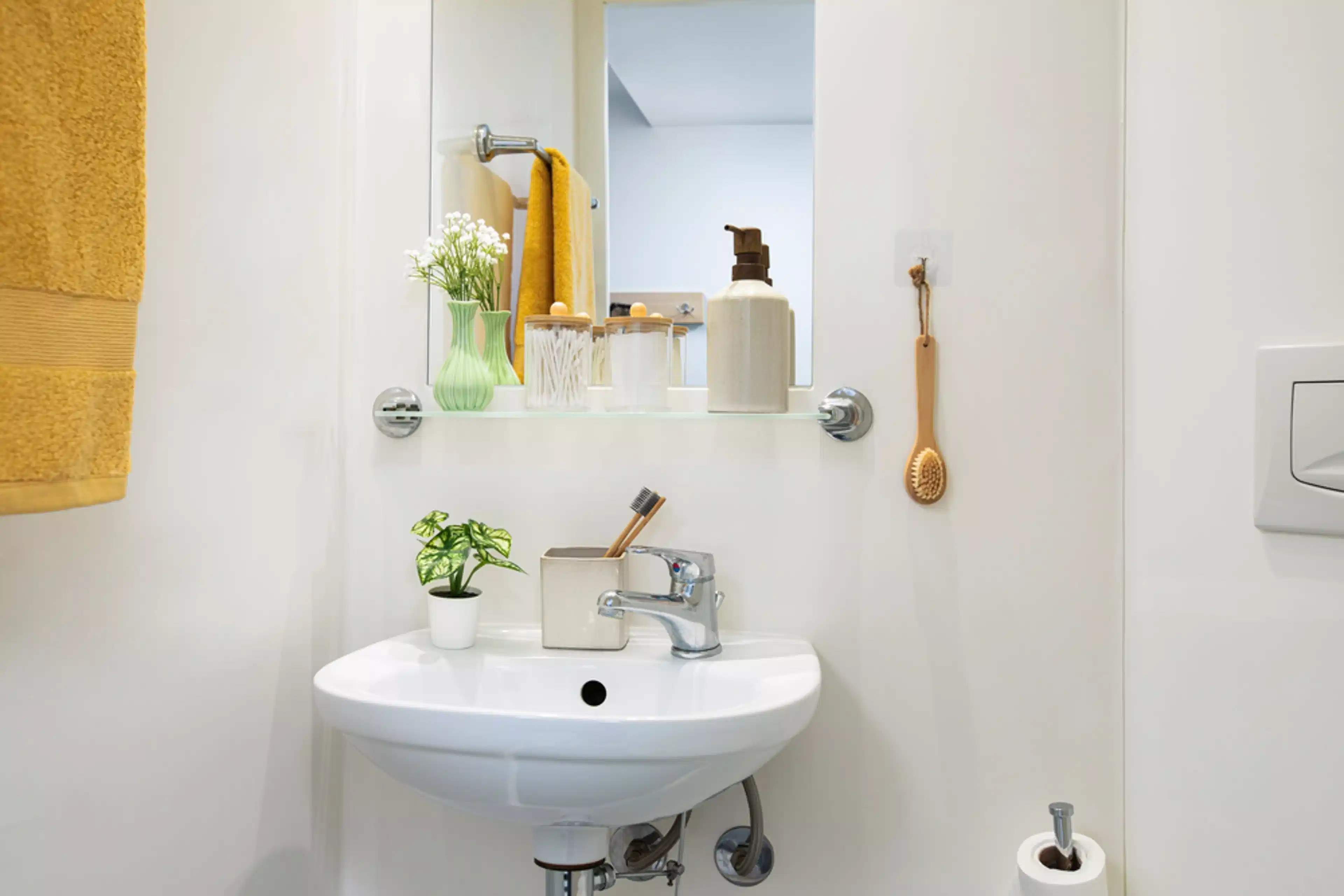 Amenities?w=400&h=260&fit=crop&q=40&auto=format&trim=auto