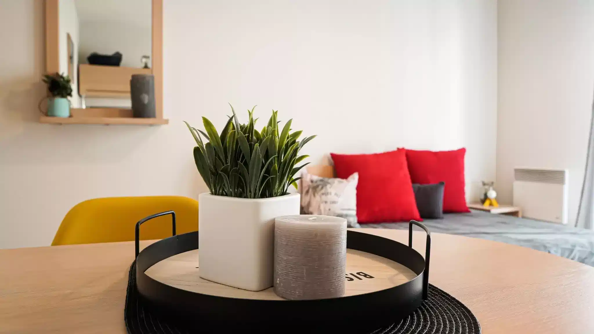 Common Area?w=400&h=260&fit=crop&q=40&auto=format&trim=auto