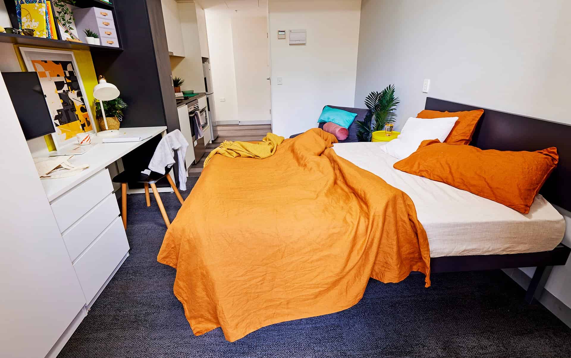 Medium Studio, Double Bed, Courtyard