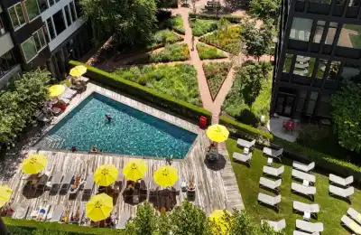Harrison Urby, Harrison - Newark, New Jersey, United States - Exterior
