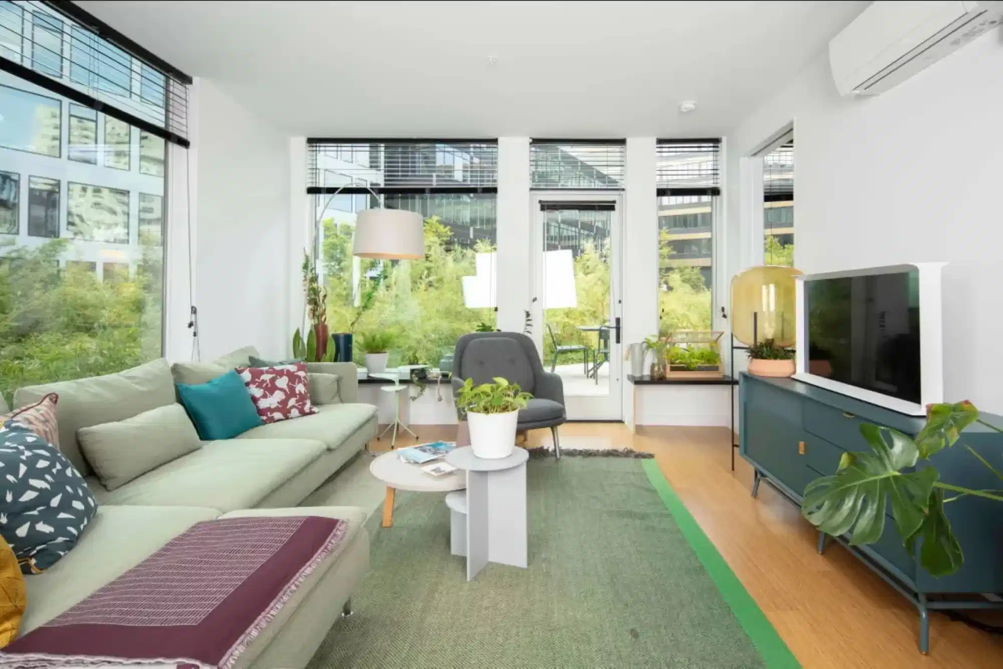 Stamford Urby, Stamford - Newark, New Jersey, United States - Common Area