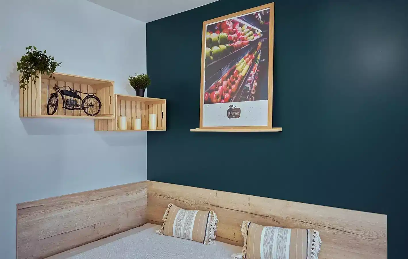 Amenities?w=400&h=260&fit=crop&q=40&auto=format&trim=auto