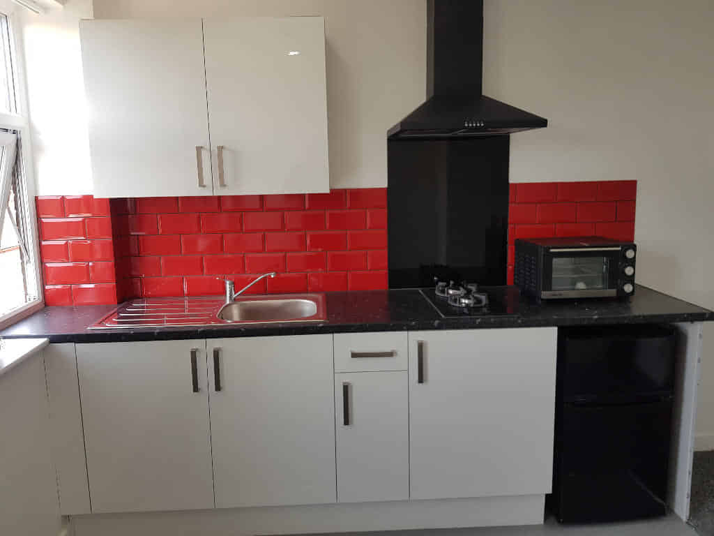 London Road, Leicester - Leicester, England, United Kingdom - Studio Flat - Kitchen