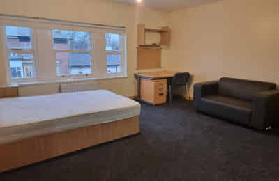 Studio Flat - Kitchen?w=400&h=260&fit=crop&q=40&auto=format&trim=auto