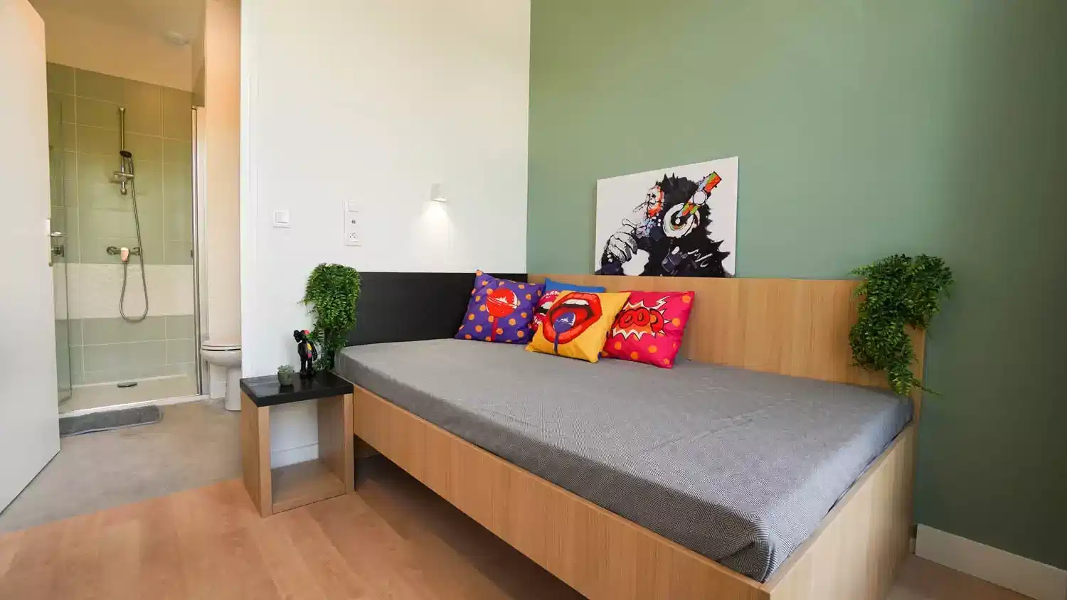 Kitchen?w=400&h=260&fit=crop&q=40&auto=format&trim=auto