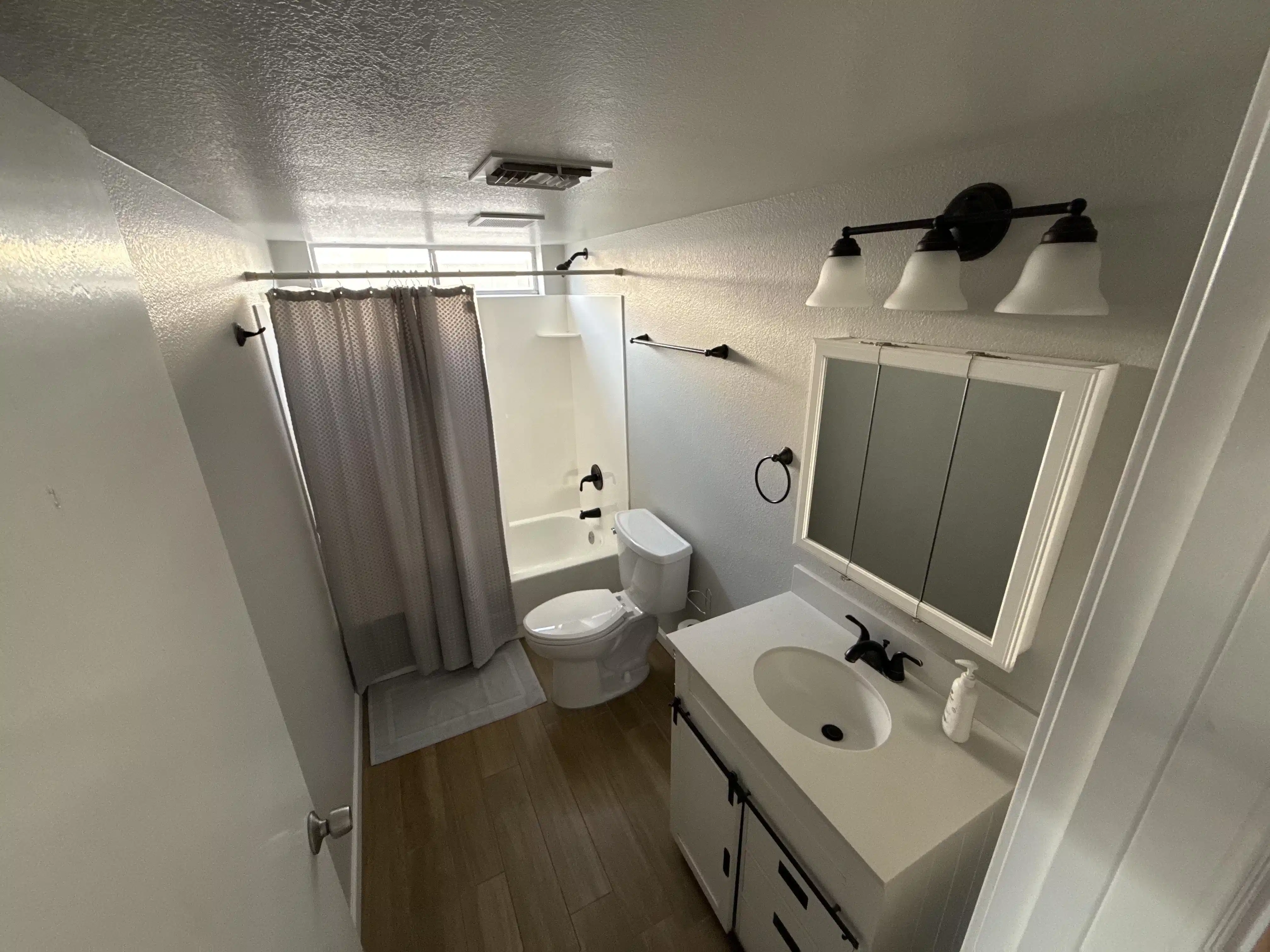 PDP 85204, Mesa - Mesa, Arizona, United States - #38884: Room in 9 Bed 3 Bath - Bathroom