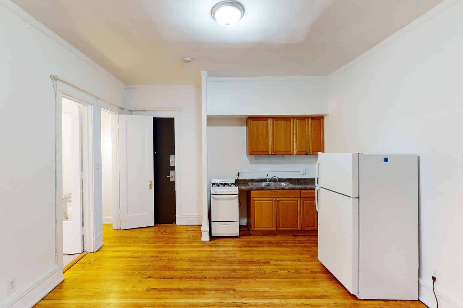 Kitchen?w=400&h=260&fit=crop&q=40&auto=format&trim=auto