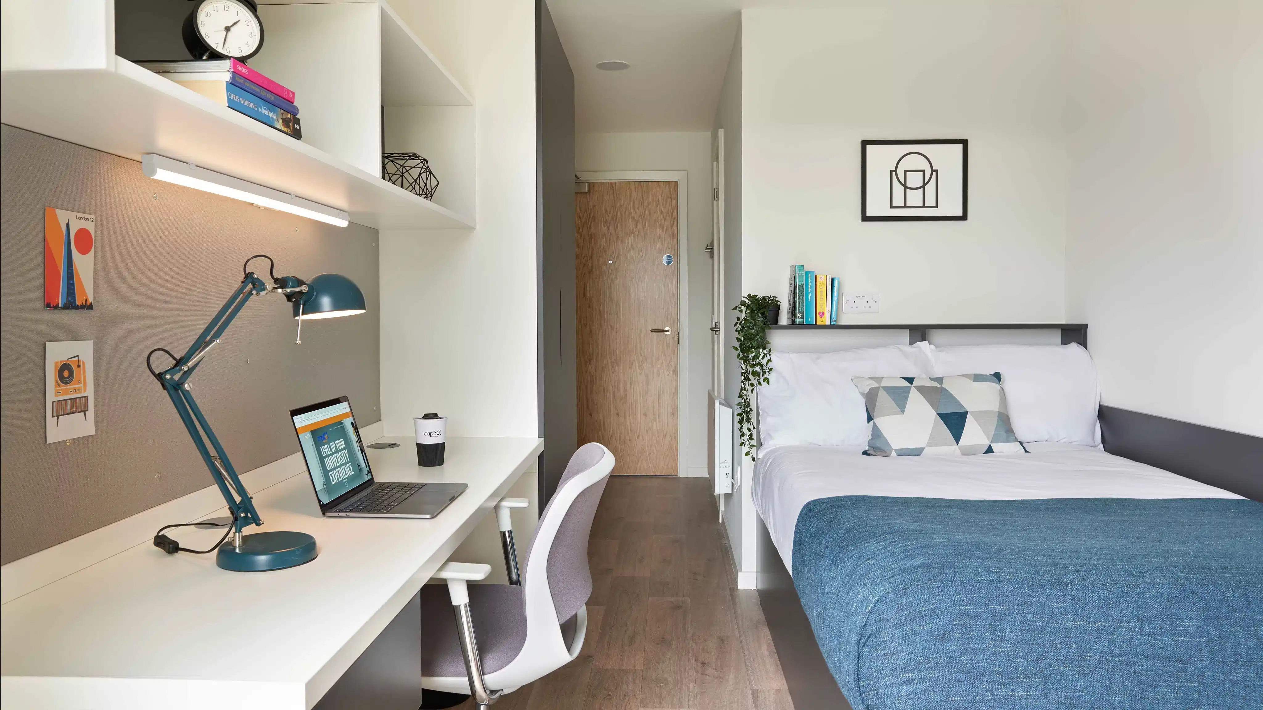 Kitchen?w=400&h=260&fit=crop&q=40&auto=format&trim=auto