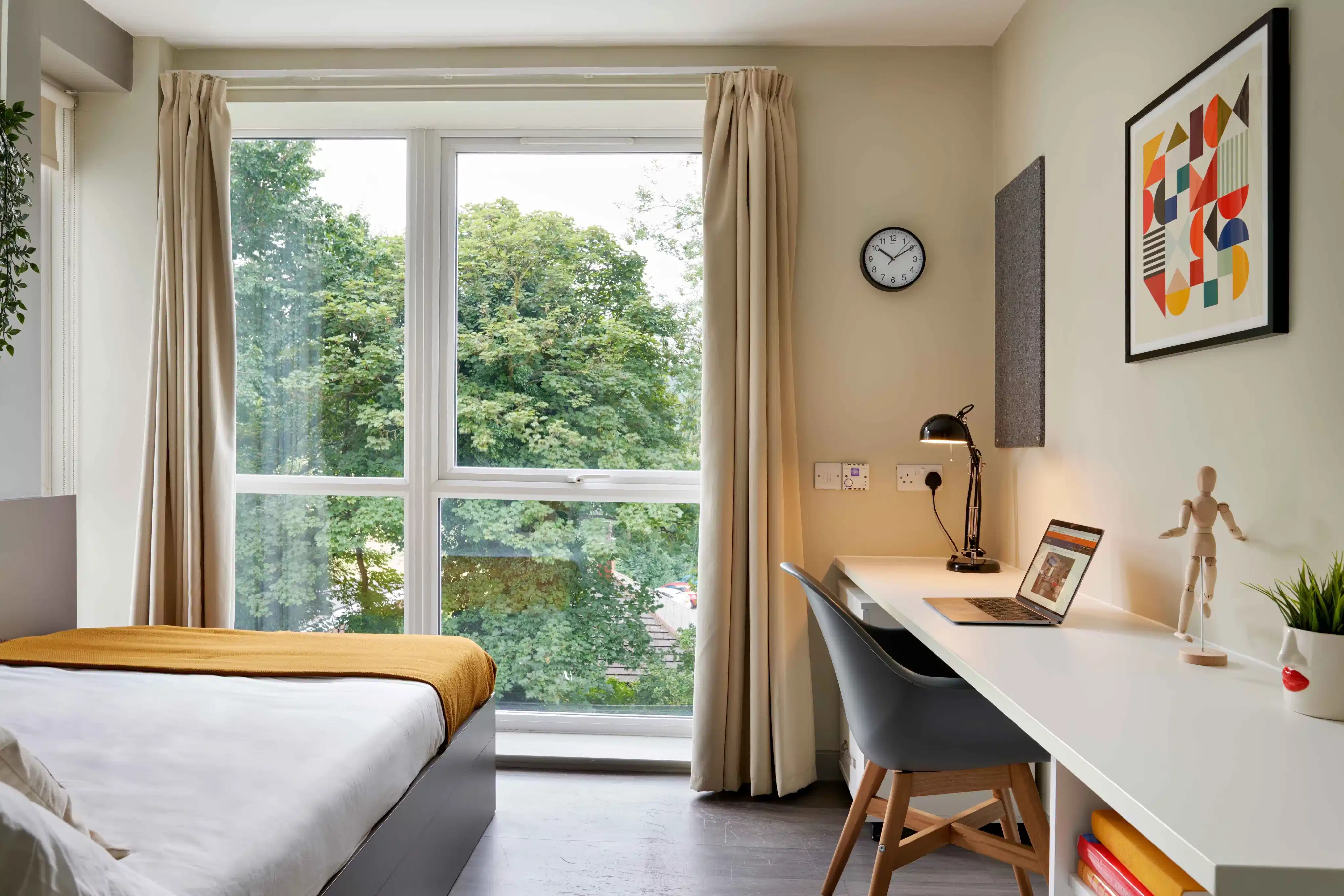 Bronze Plus Ensuite