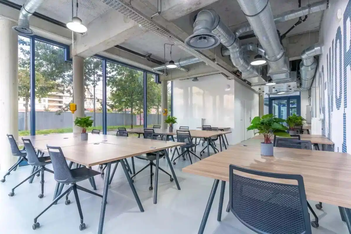 Hacker Residence, Palaiseau view 5