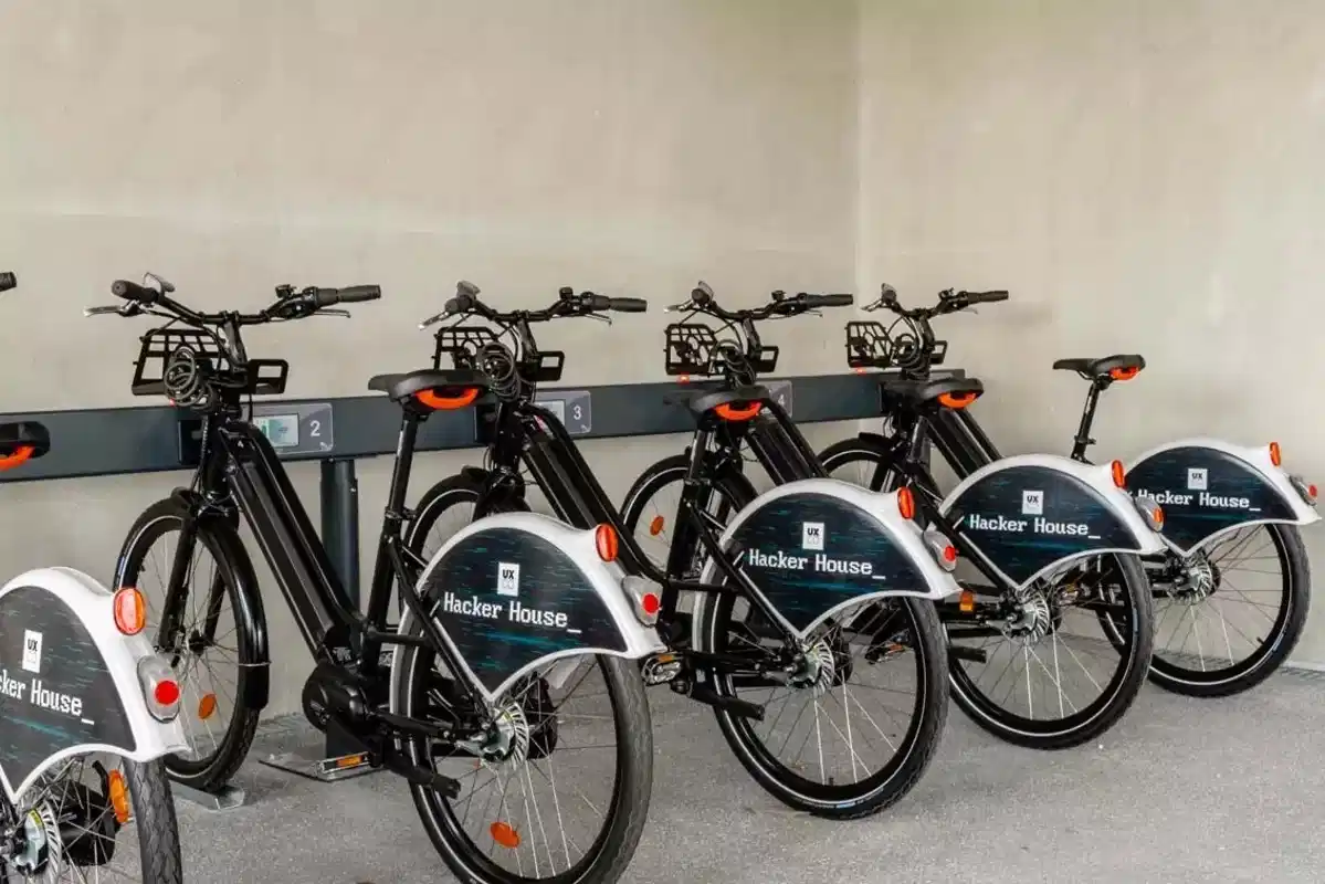 Hacker Residence, Palaiseau - Paris, France - Amenities